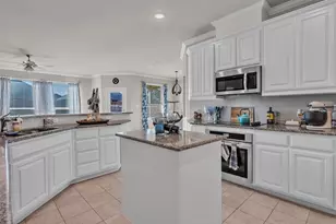 113 Independence Dr, Joshua, TX 76058 - Photo 8