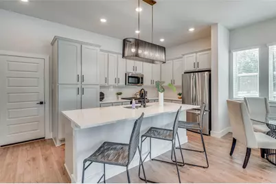 505 Mission Trail #603, Arlington, TX 76010 - Photo 2