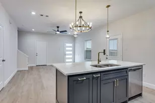8004 Julie Ave, Fort Worth, TX 76116 - Photo 4