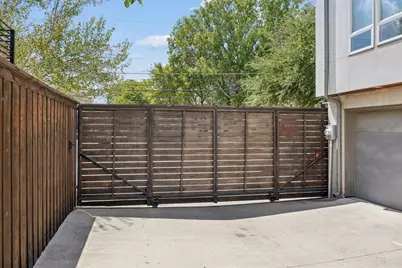 4935 Flitwick Court, Dallas, TX 75204 - Photo 22