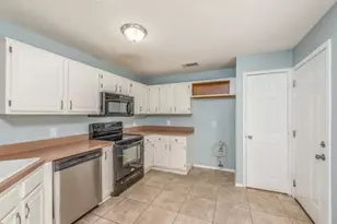 7516 Meadow Creek Dr, Fort Worth, TX 76123 - Photo 4