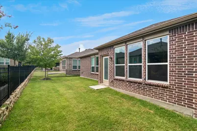 320 Long Pines Drive, McKinney, TX 75071 - Photo 24
