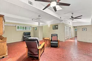 800 Briarwood Blvd, Arlington, TX 76013 - Photo 8