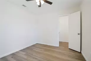 1022 Holland Dr, Garland, TX 75040 - Photo 14