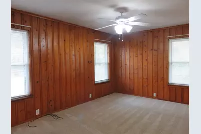 725 W Bullock Street, Denison, TX 75020 - Photo 20
