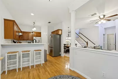 8610 Brittania Way, Dallas, TX 75243 - Photo 2