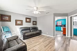1306 Hulme St, Bowie, TX 76230 - Photo 30