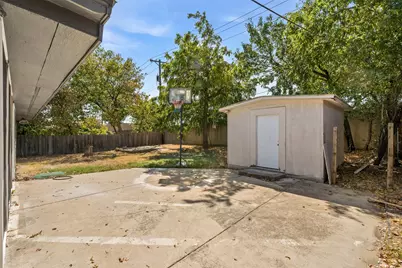 2508 Syracuse Drive, Irving, TX 75062 - Photo 36