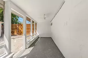 2508 Syracuse Dr, Irving, TX 75062 - Photo 34