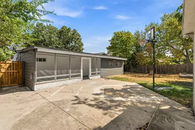 2508 Syracuse Drive, Irving, TX 75062 - Photo 38