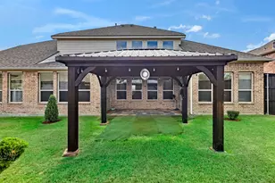 9810 Clubhouse Cir, Rowlett, TX 75089 - Photo 34