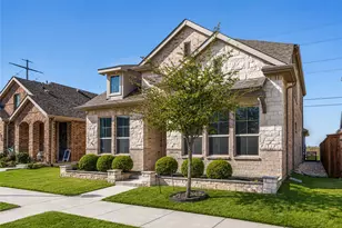 12361 Hulson Trl, Fort Worth, TX 76052 - Photo 2