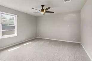 1704 Robin Rd, Pantego, TX 76013 - Photo 20