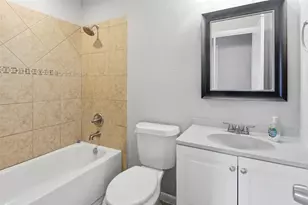 1704 Robin Rd, Pantego, TX 76013 - Photo 22