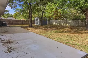 1704 Robin Rd, Pantego, TX 76013 - Photo 28