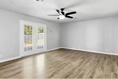 1704 Robin Road, Pantego, TX 76013 - Photo 6