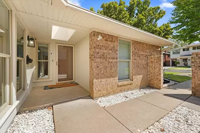 5927 Vickery Boulevard, Dallas, TX 75206 - Photo 2
