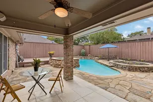 9639 Vista Oaks Dr, Dallas, TX 75243 - Photo 36