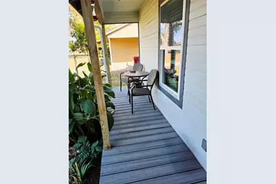 1309 S 6th Street, Bonham, TX 75418 - Photo 2