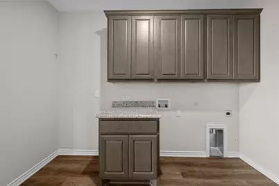 326 Lone Creek Drive, West, TX 76691 - Photo 14