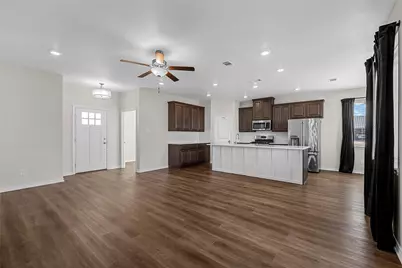 326 Lone Creek Drive, West, TX 76691 - Photo 10
