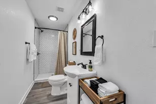 621 S 9th St, Waco, TX 76706 - Photo 24
