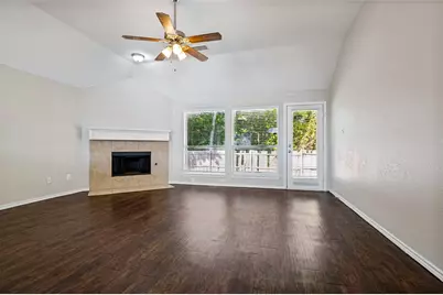 517 Saddlebrook Drive, Lancaster, TX 75146 - Photo 4