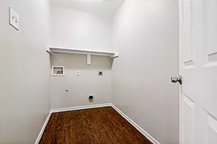 517 Saddlebrook Dr, Lancaster, TX 75146 - Photo 22