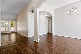 517 Saddlebrook Dr, Lancaster, TX 75146 - Photo 14