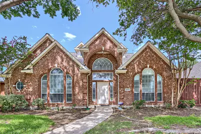 10804 Dry Creek Lane, Frisco, TX 75035 - Photo 2