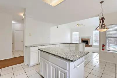 10804 Dry Creek Lane, Frisco, TX 75035 - Photo 12