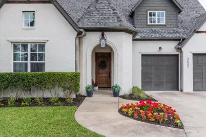 2627 Mount View Drive, Farmers Branch, TX 75234 - Photo 2