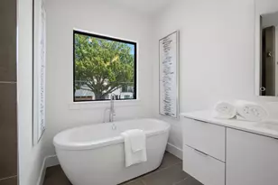 4634 Newmore Ave, Dallas, TX 75209 - Photo 26
