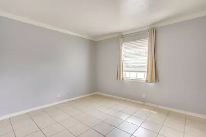 901 Roaring Springs Road, Fort Worth, TX 76114 - Photo 18