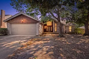 515 Highland Oaks Dr, Greenville, TX 75402 - Photo 2