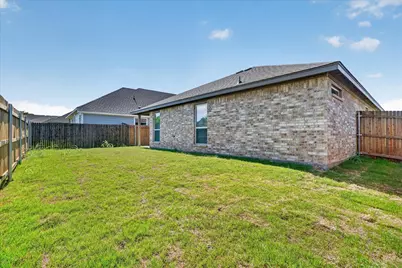 425 Rose Avenue, Cleburne, TX 76033 - Photo 26