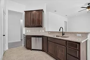425 Rose Ave, Cleburne, TX 76033 - Photo 12