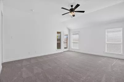425 Rose Avenue, Cleburne, TX 76033 - Photo 6
