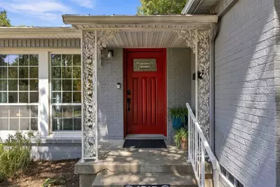 1715 Lansford Avenue, Dallas, TX 75224 - Photo 2