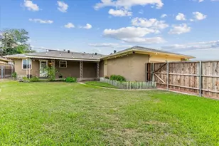 1801 Clear Point Dr, Garland, TX 75041 - Photo 36