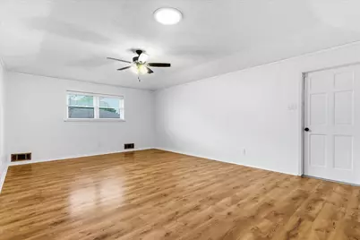 1801 Clear Point Drive, Garland, TX 75041 - Photo 30