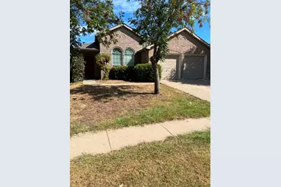 12513 Viewpoint Lane, Fort Worth, TX 76028 - Photo 1