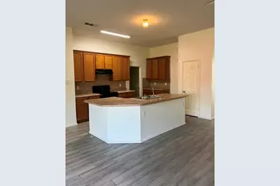 12513 Viewpoint Lane, Fort Worth, TX 76028 - Photo 4