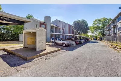 7126 Holly Hill Drive, Dallas, TX 75231 - Photo 14