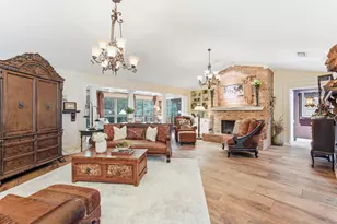 5008 Kemble St, Fort Worth, TX 76103 - Photo 2