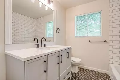128 SE Robert Street, Burleson, TX 76028 - Photo 12