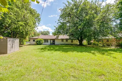 128 SE Robert Street, Burleson, TX 76028 - Photo 2
