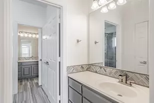 8925 Hunters Glen Trail, Fort Worth, TX 76120 - Photo 32