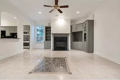 8925 Hunters Glen Trail, Fort Worth, TX 76120 - Photo 10