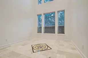 8925 Hunters Glen Trail, Fort Worth, TX 76120 - Photo 4